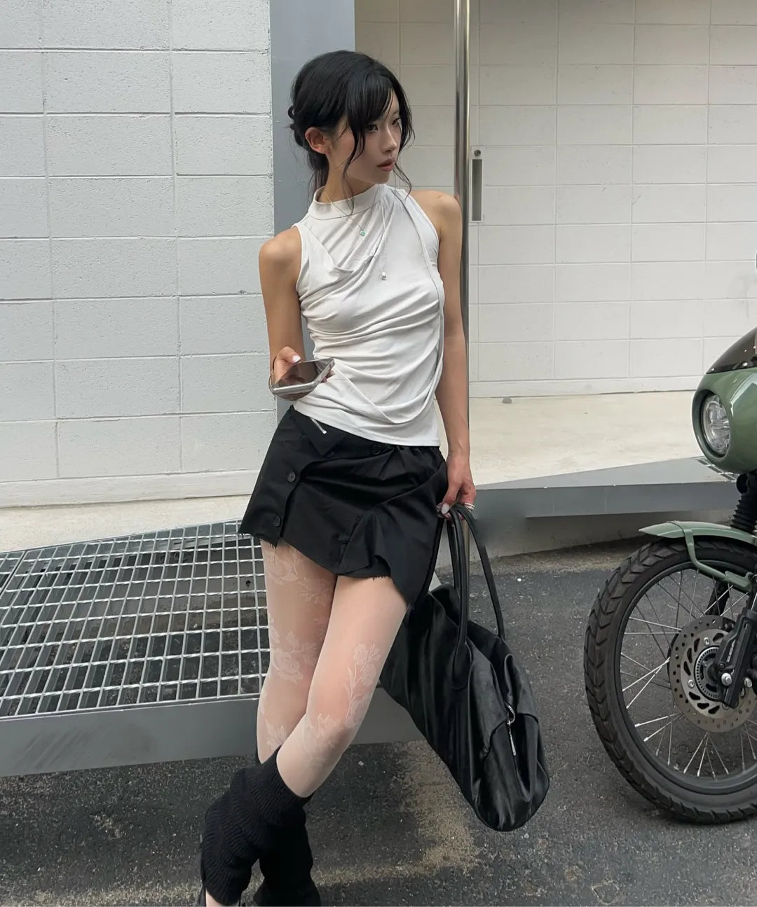 【Flare up】Draped Sleeveless Top [Black / White / Gray]