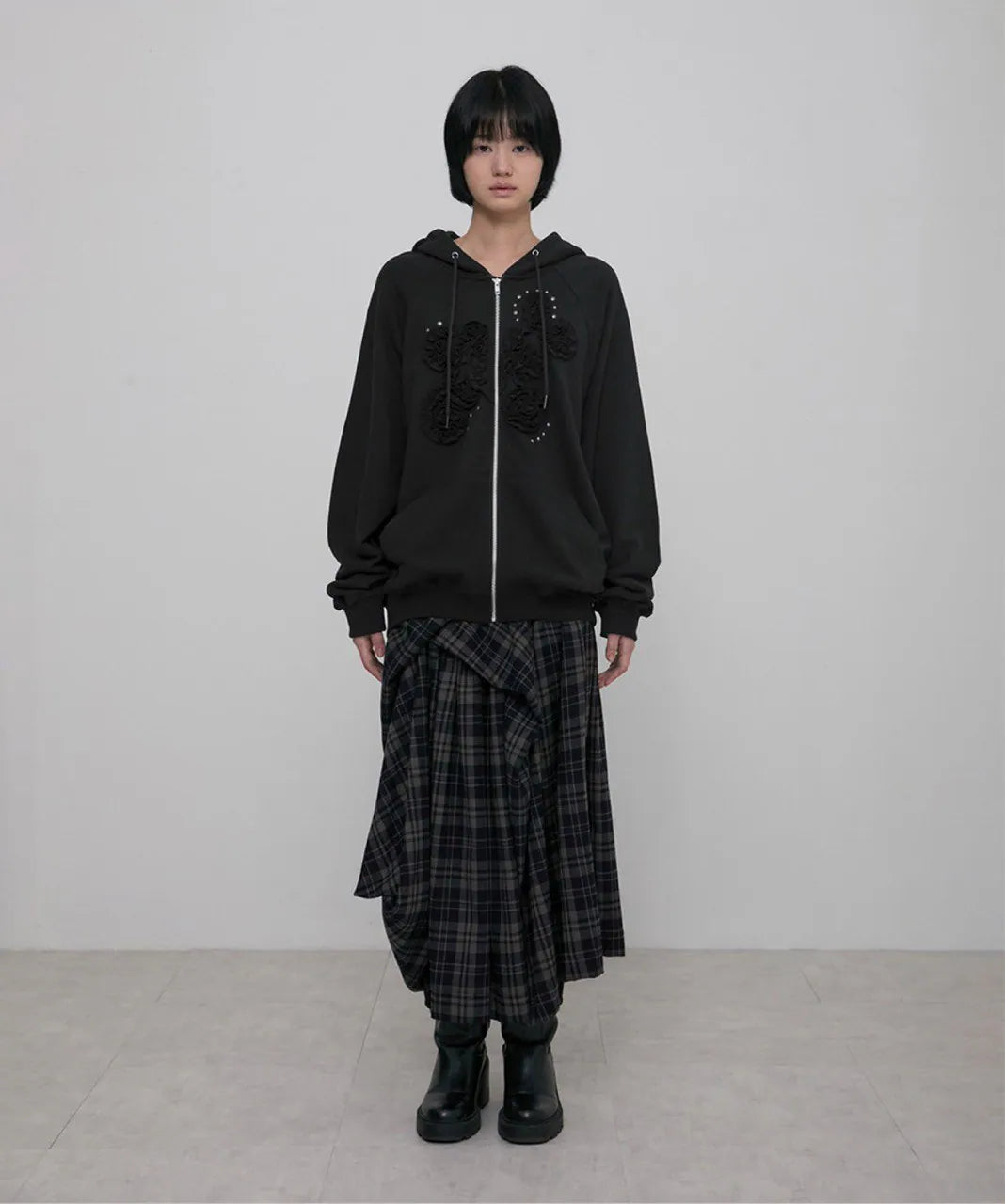 【Flare up】Ruffle Zip Hoodie  [Black / Gray / Dark gray / Cream]