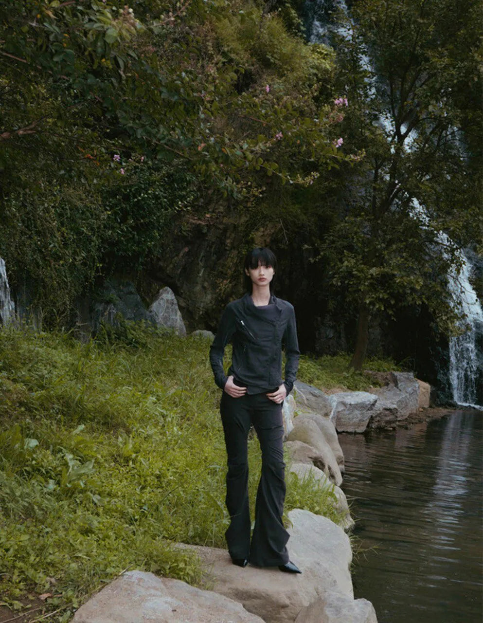 【Flare up】Asymmetrical Biker Leather Jacket [Leather / Black]