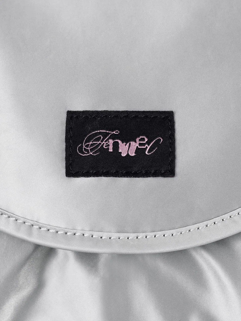 【fennec】BERRY POCKET BACKPACK [ SLIVER / BLACK ]