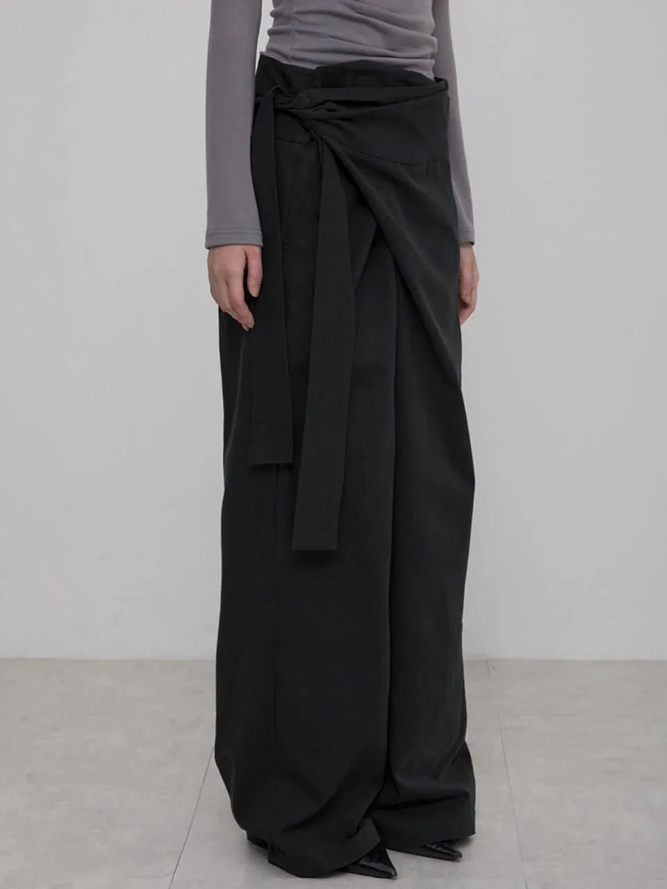 【Flare up】Layered Wrap Trousers [Black / Charcoal]