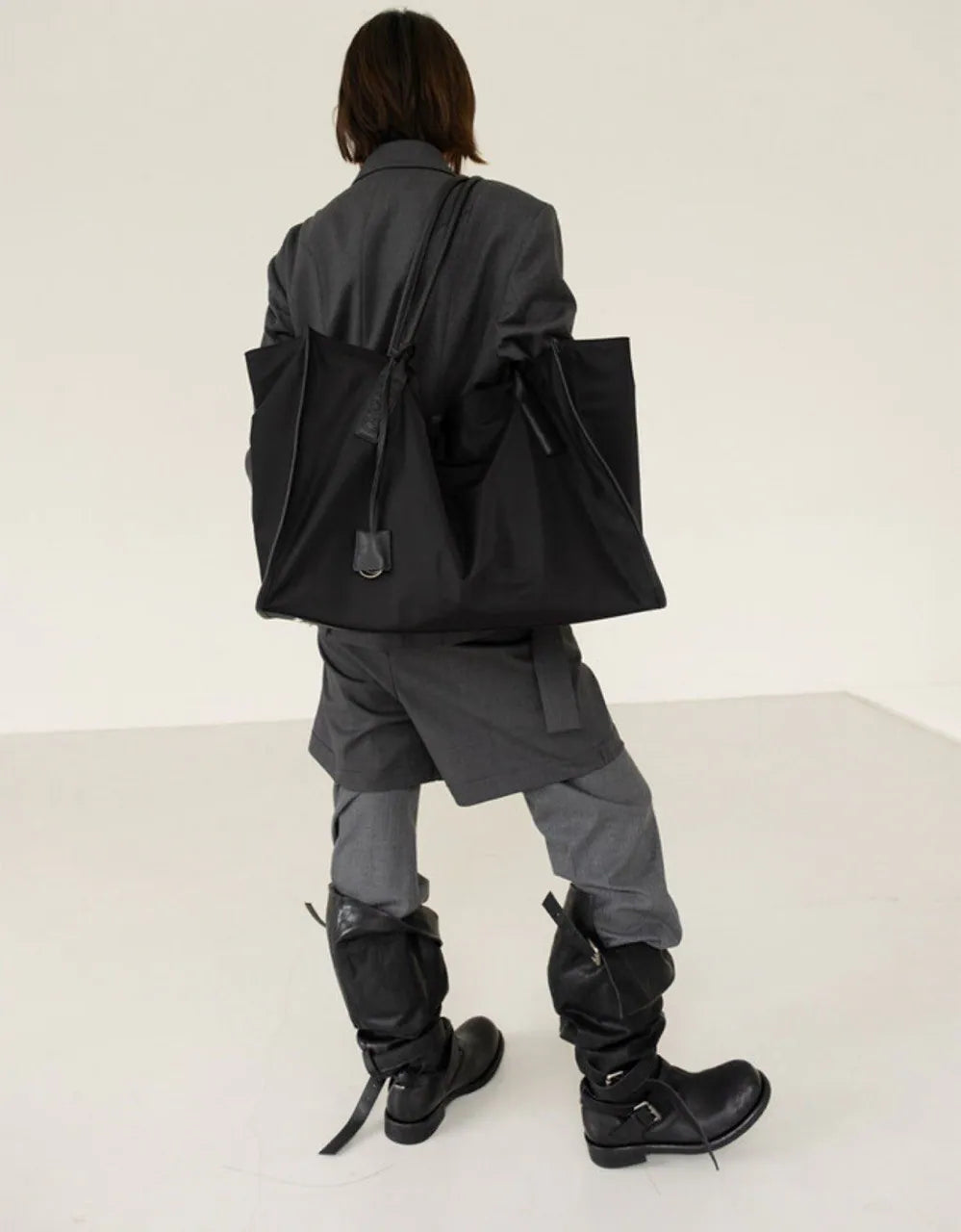 【NEGATIVETHREE】Knee-High Slouchy Long Boots [Matte Black]