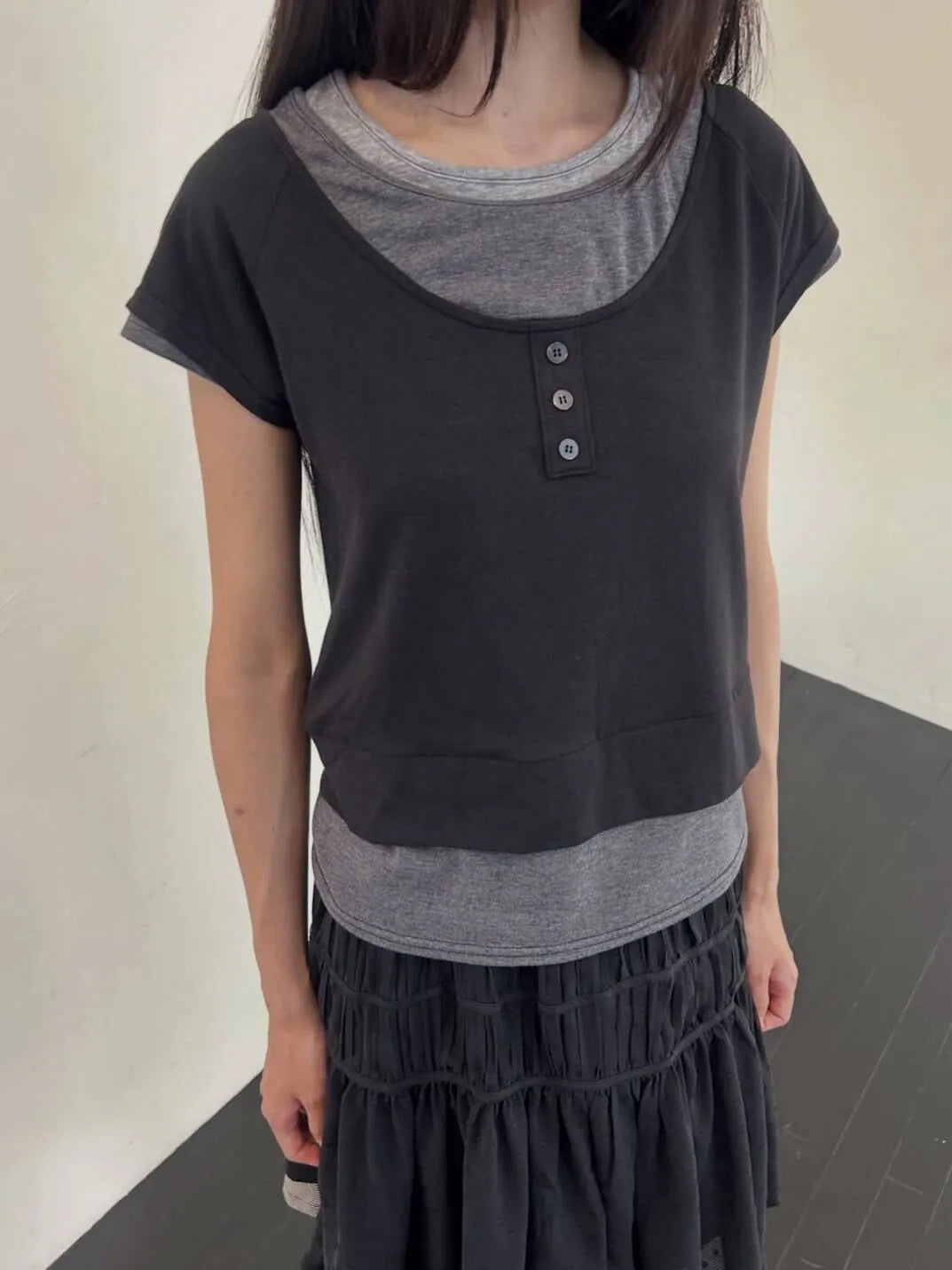 【Flare up】3-Layered Henley T-shirt [Black / Gray]