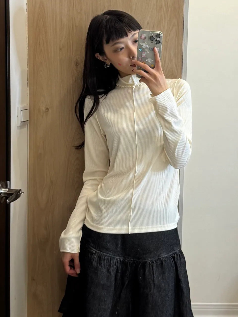 羅紋線條感薄長袖