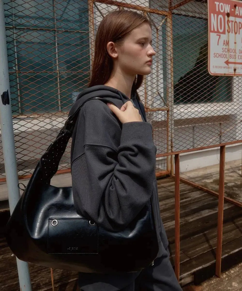 【Leterie】BUCKLE REVERSIBLE SHOULDER BAG [5 colors] （咖啡色現貨）