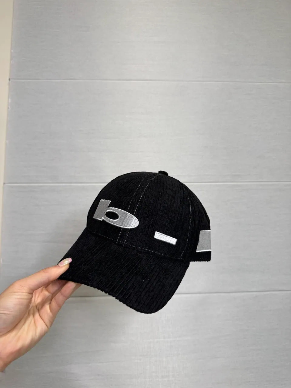 【b.Eautiful】b.E Low Hat [ Black / Brown / Pink ]