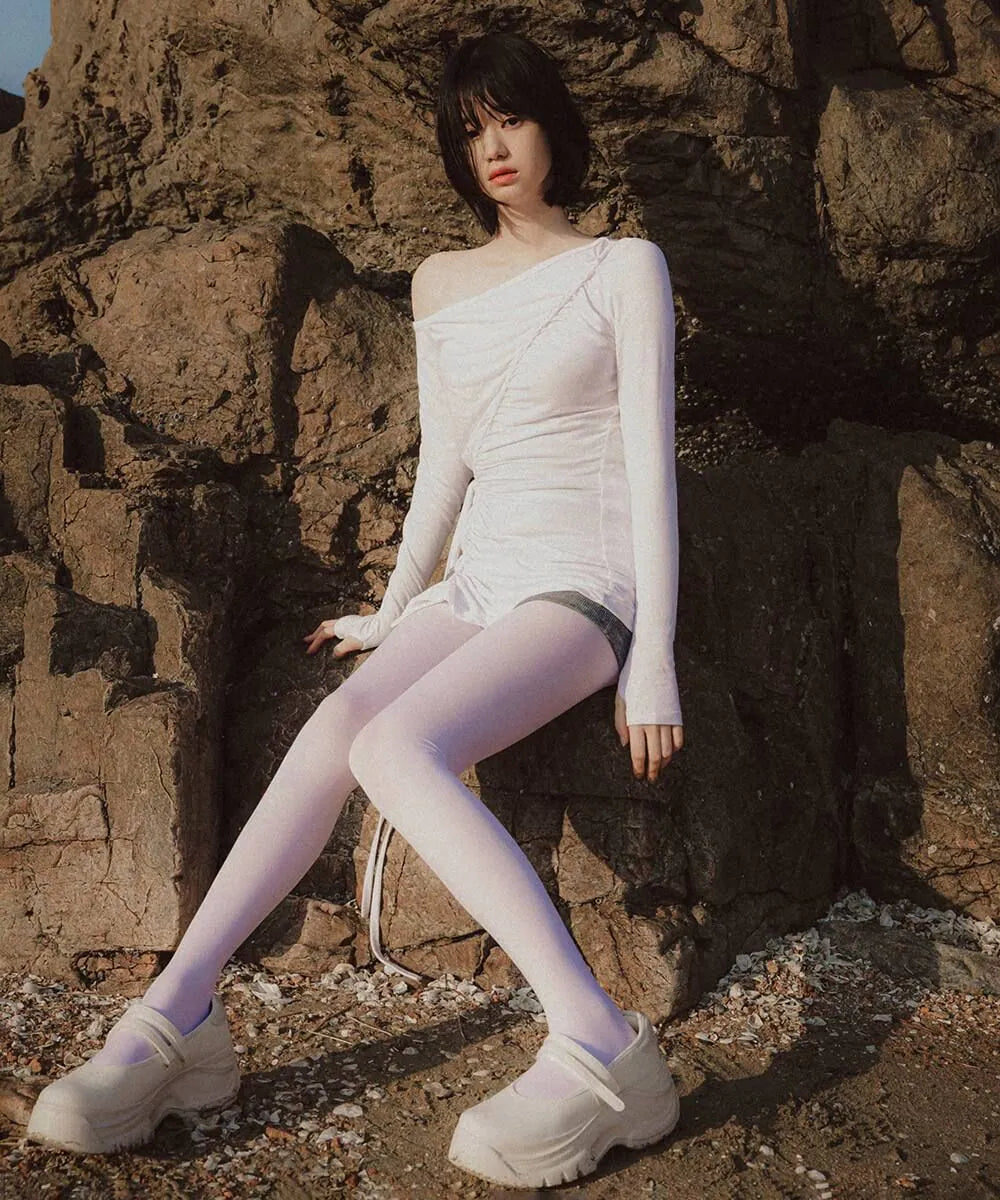 【Flare up】Handmade Twisted One-Shoulder Long Sleeve [Black / White / Gray]
