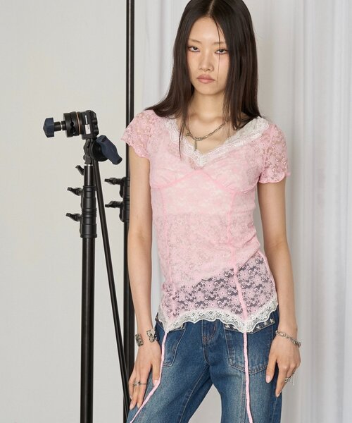 【WWG】V領蕾絲長版短袖 - 4 colors