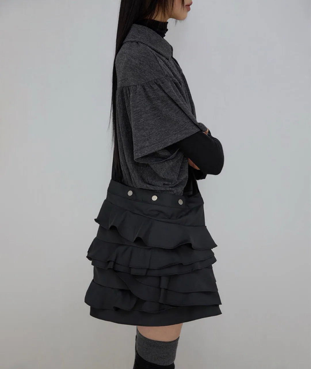【Flare up】Faye Frill Bag [White / Black]