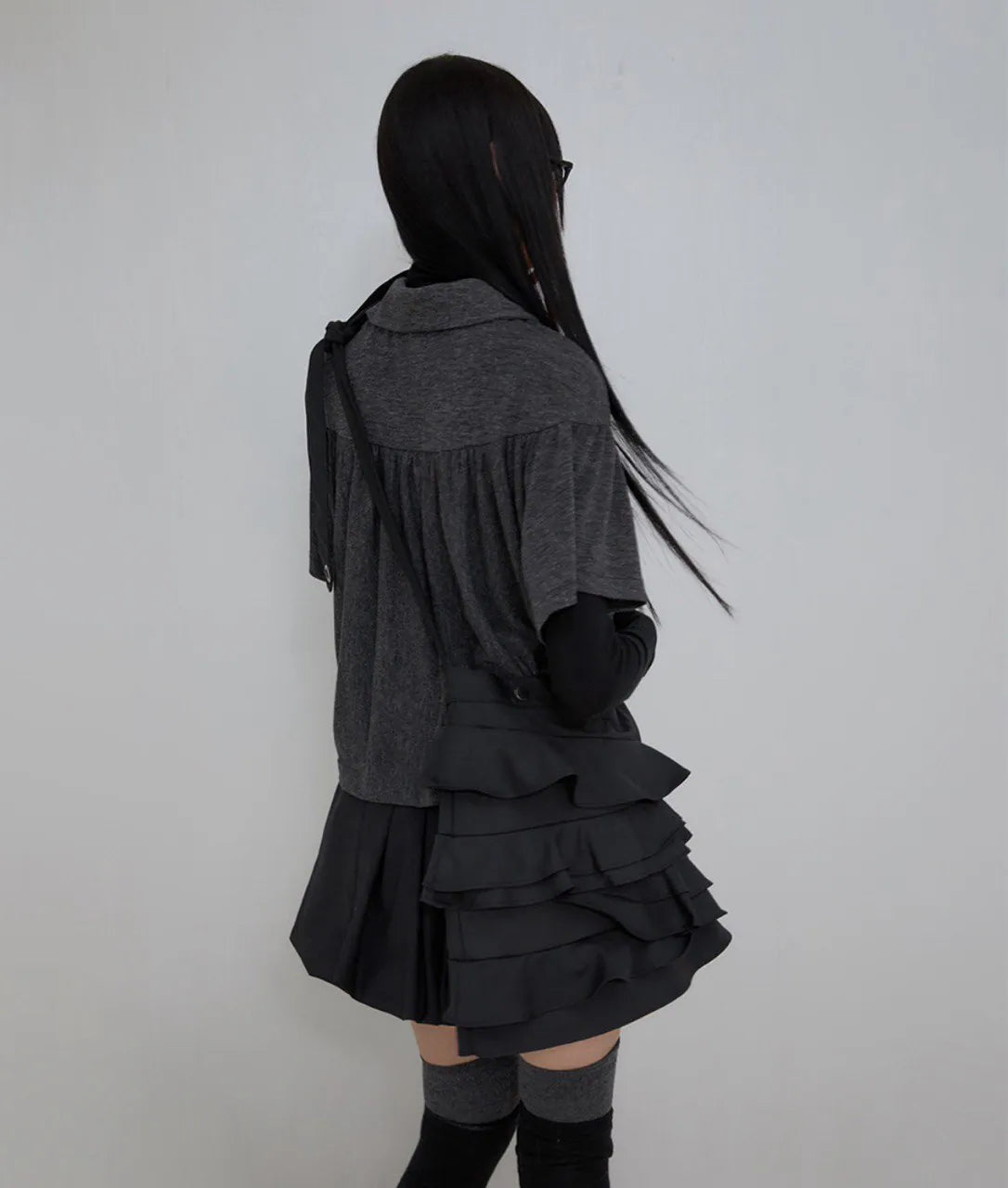 【Flare up】Faye Frill Bag [White / Black]