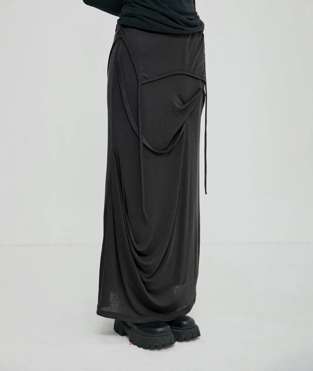 【Flare up】 Asymmetrical Draped Long Skirt [Black / Charcoal]
