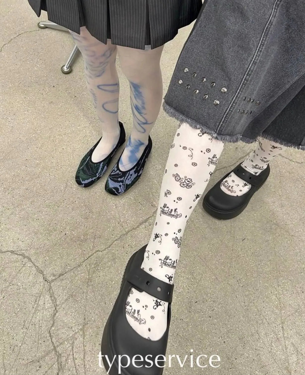 【typeservice】Scattered Print Tights [White]
