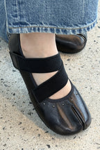 TABI POINT FLAT SHOES
