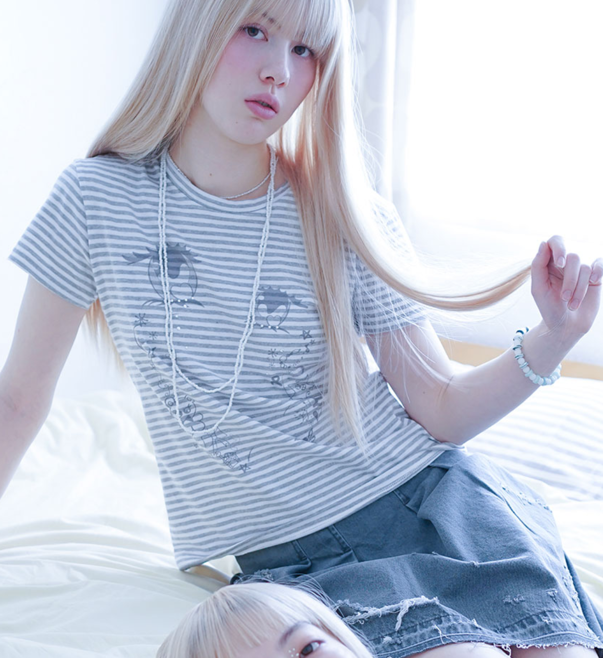 【typeservice】Cry Eyes Stripe Short Sleeve Top - grey