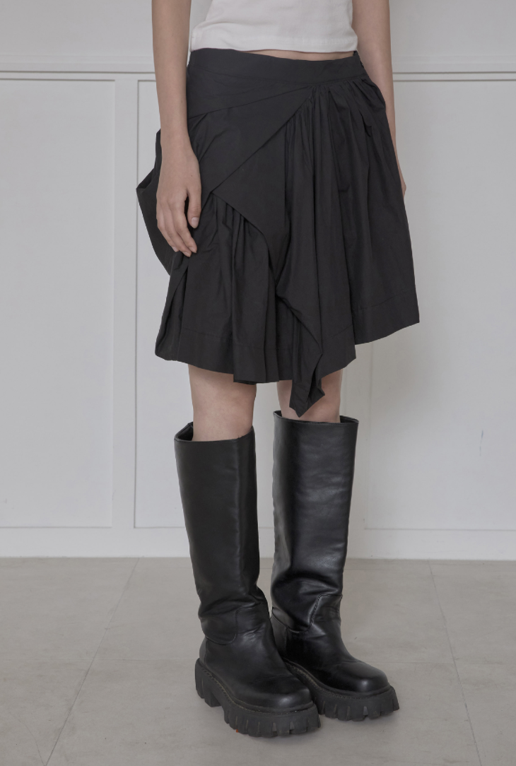 【Flare up】Asymmetrical Draped Layered Skirt