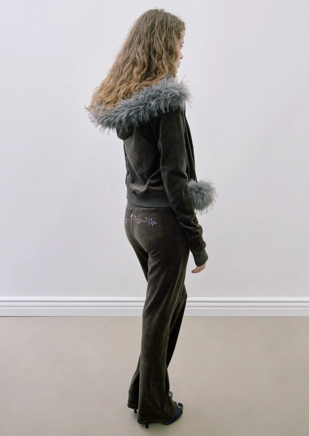 【SCULPTOR】Velour Track Hooded Zip-Up  - 3 colors