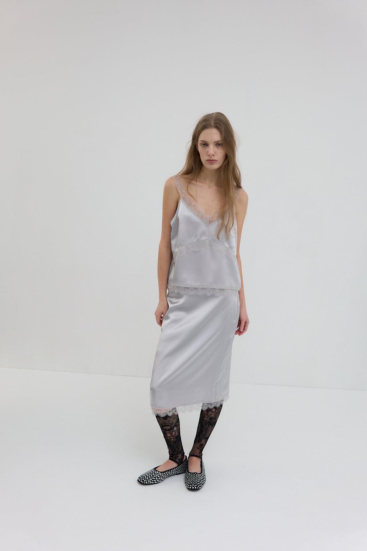 【overdue flair】 LACE SATIN MIDI SKIRT - 2 colors