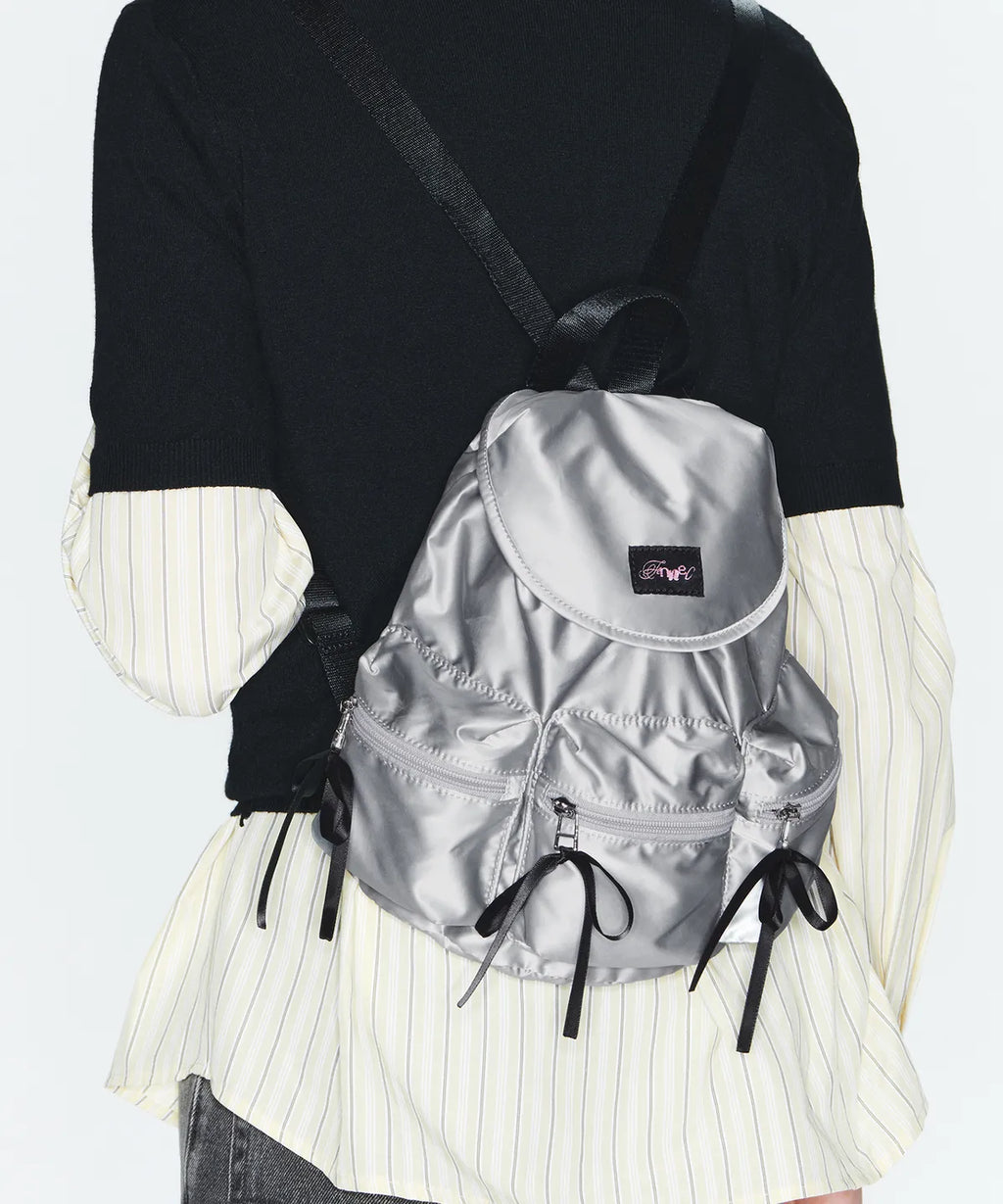 【fennec】BERRY POCKET BACKPACK [ SLIVER / BLACK ]