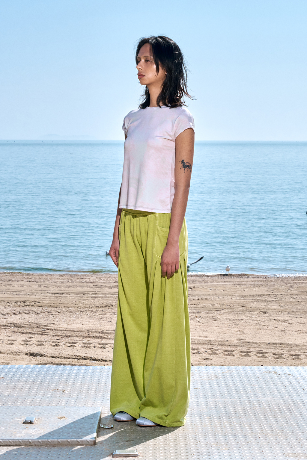 【odlyworkshop】 Rose Haze Tee  - 3 colors