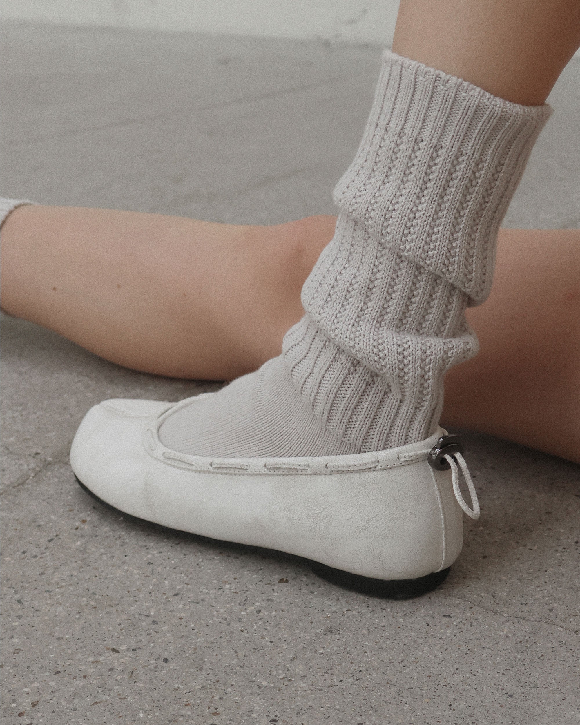 【PAES】Leather String Vintage Flat  [ White / Black ]