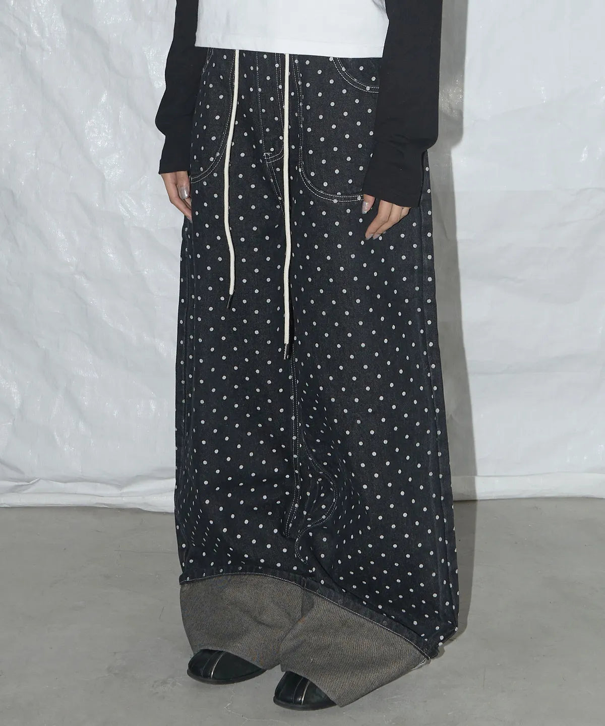 【Fancy Club】STRING DOT ROLL-UP PANTS [Black / Blue]