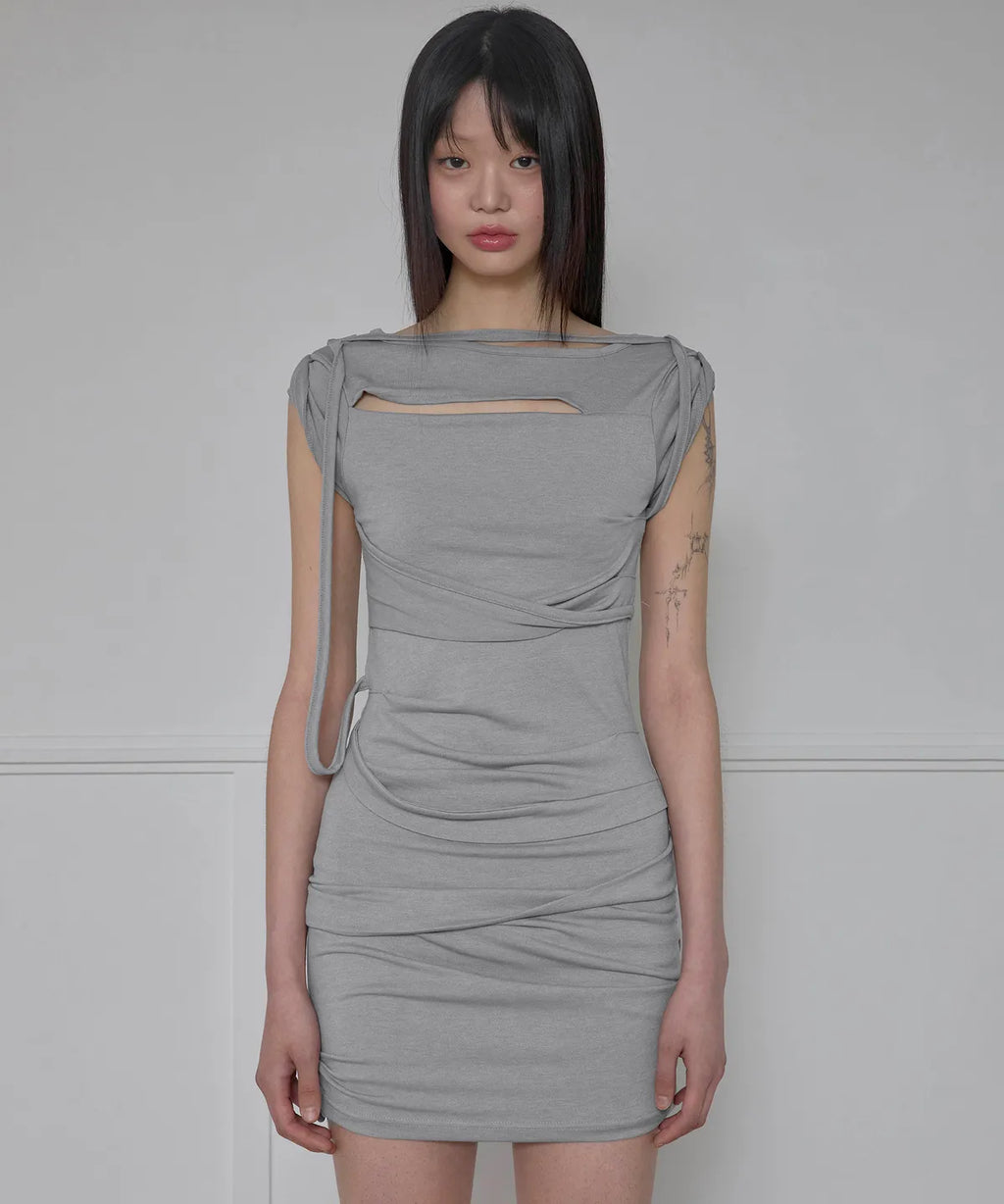 【Flare up】Asymmetrical Draped Strap Roll-Up Dress [Black / White / Gray]