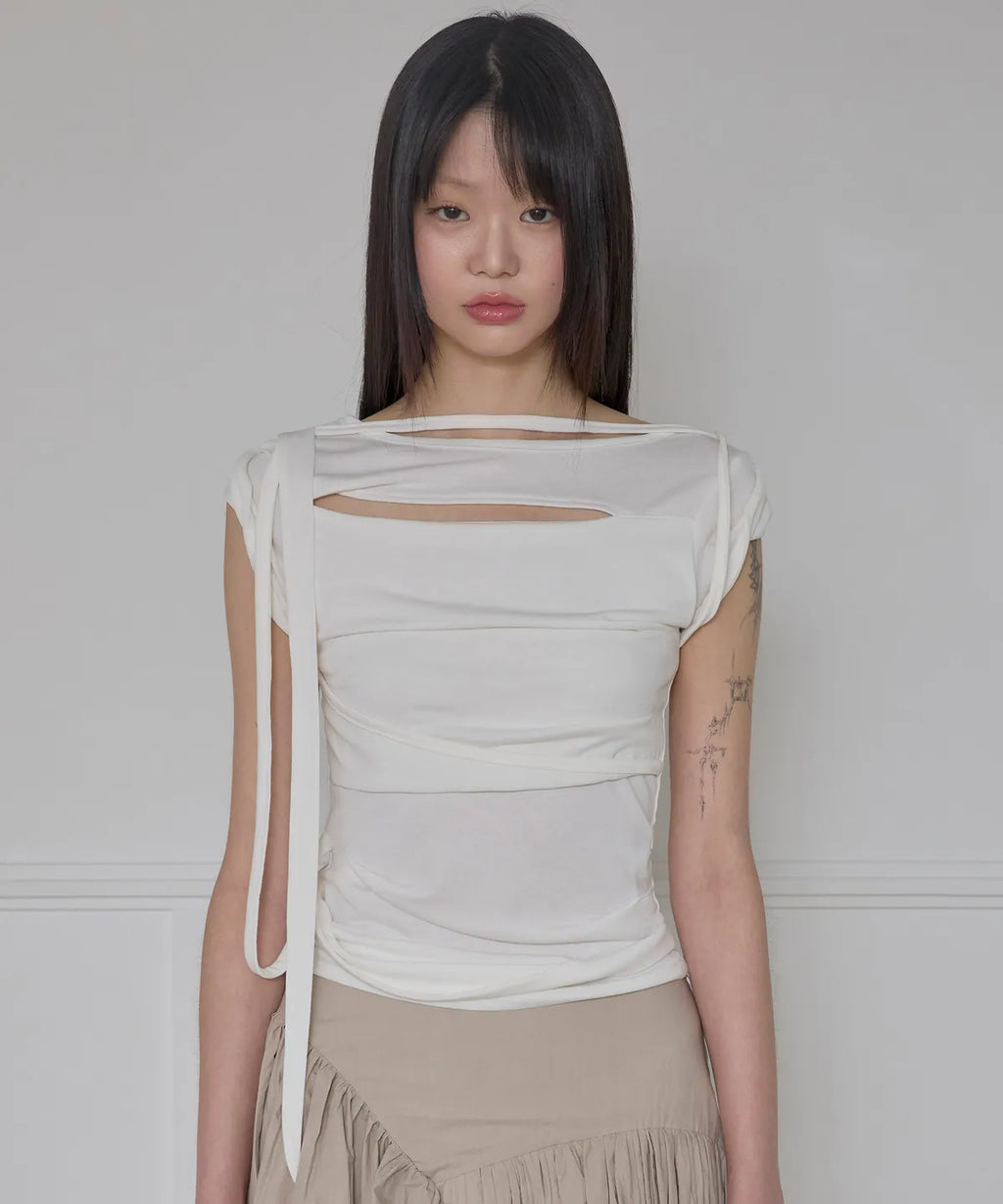 【Flare up】Asymmetrical Draped Strap Roll-Up T-Shirt [4 colors]