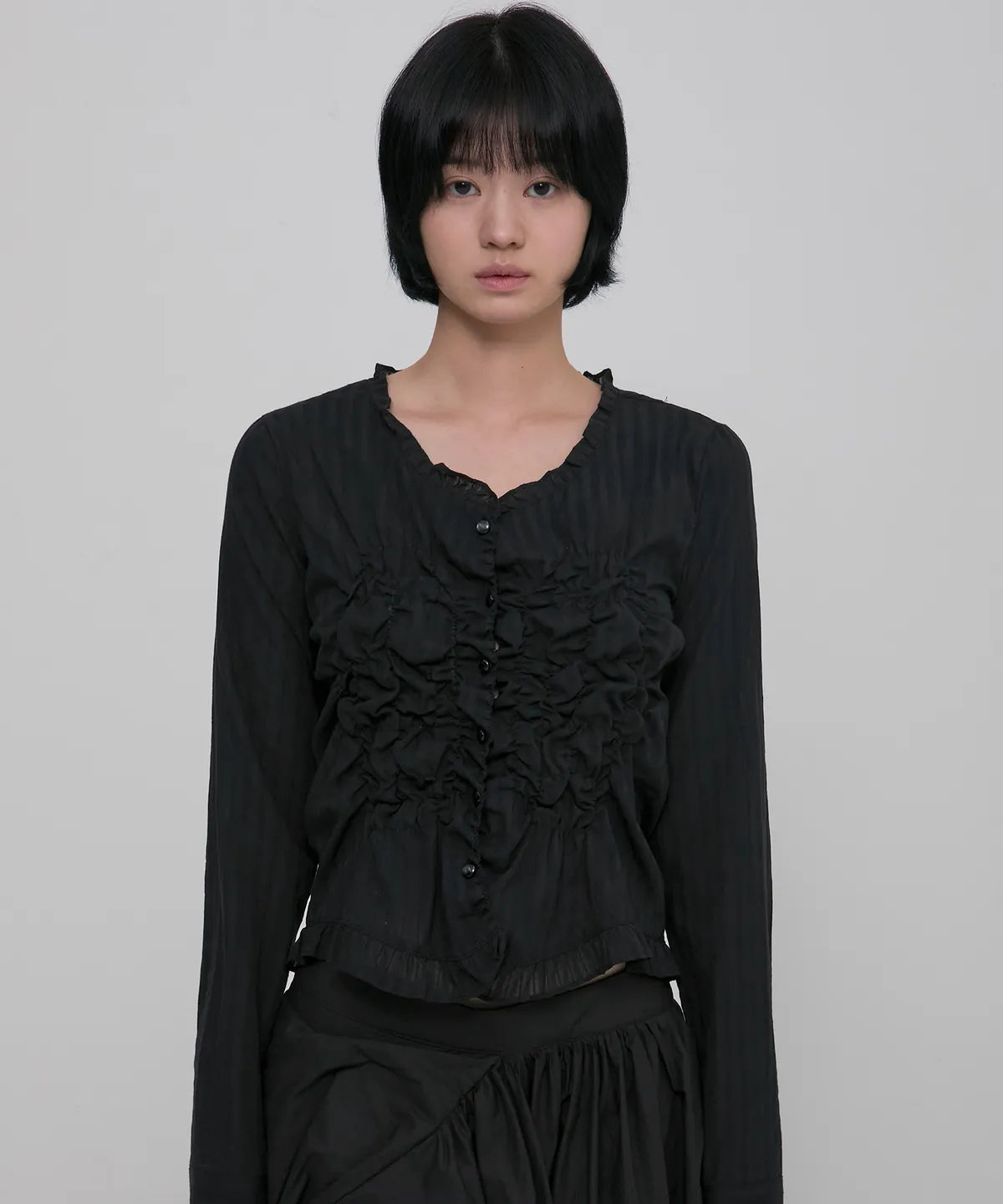 【Flare up】Saya Frill Puff Long Blouse [Black]