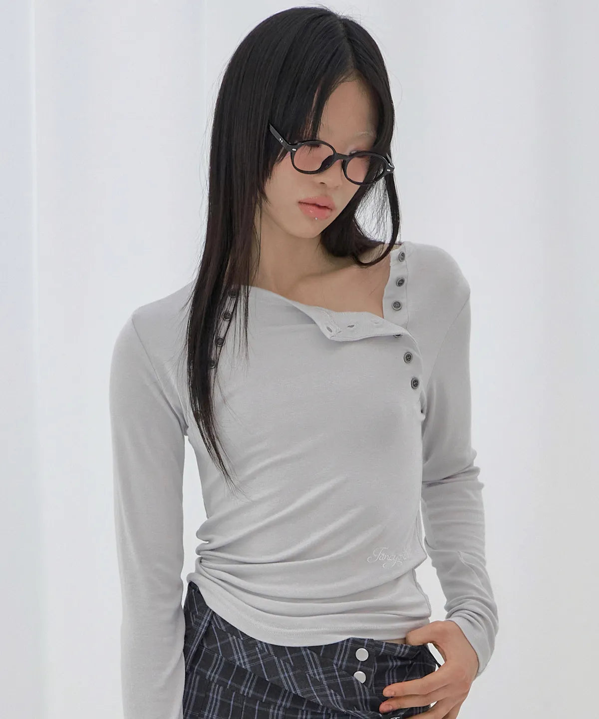 【Fancy Club】 MOVE BUTTON LONG SLEEVE [ White / Blue / Black]