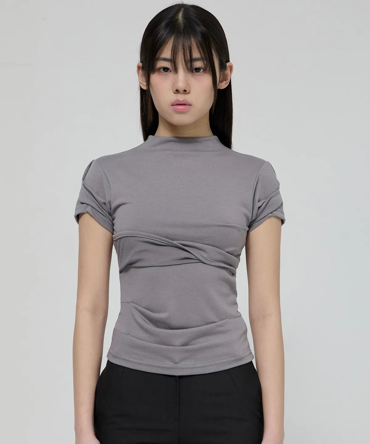【Flare up】Asymmetrical Draped Mock Neck T-Shirt [Black / Gray]