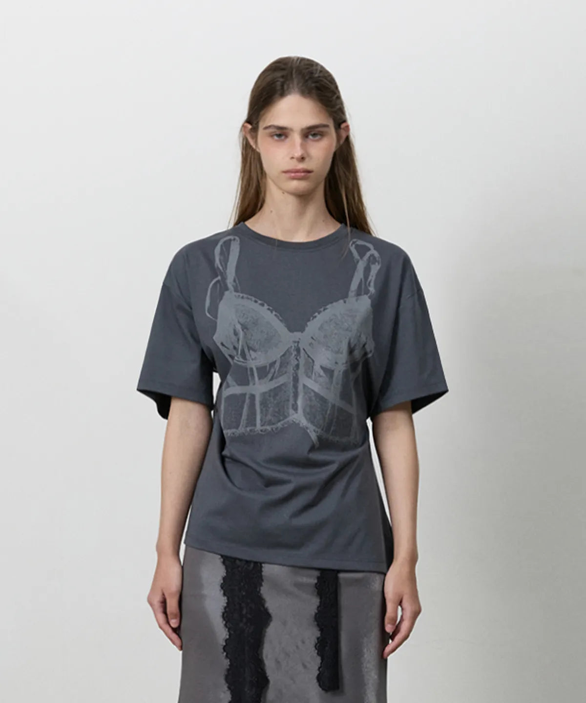 【3hreeto8ighty】SNAP CORSET GRAPHIC T-SHIRT - 2 colors