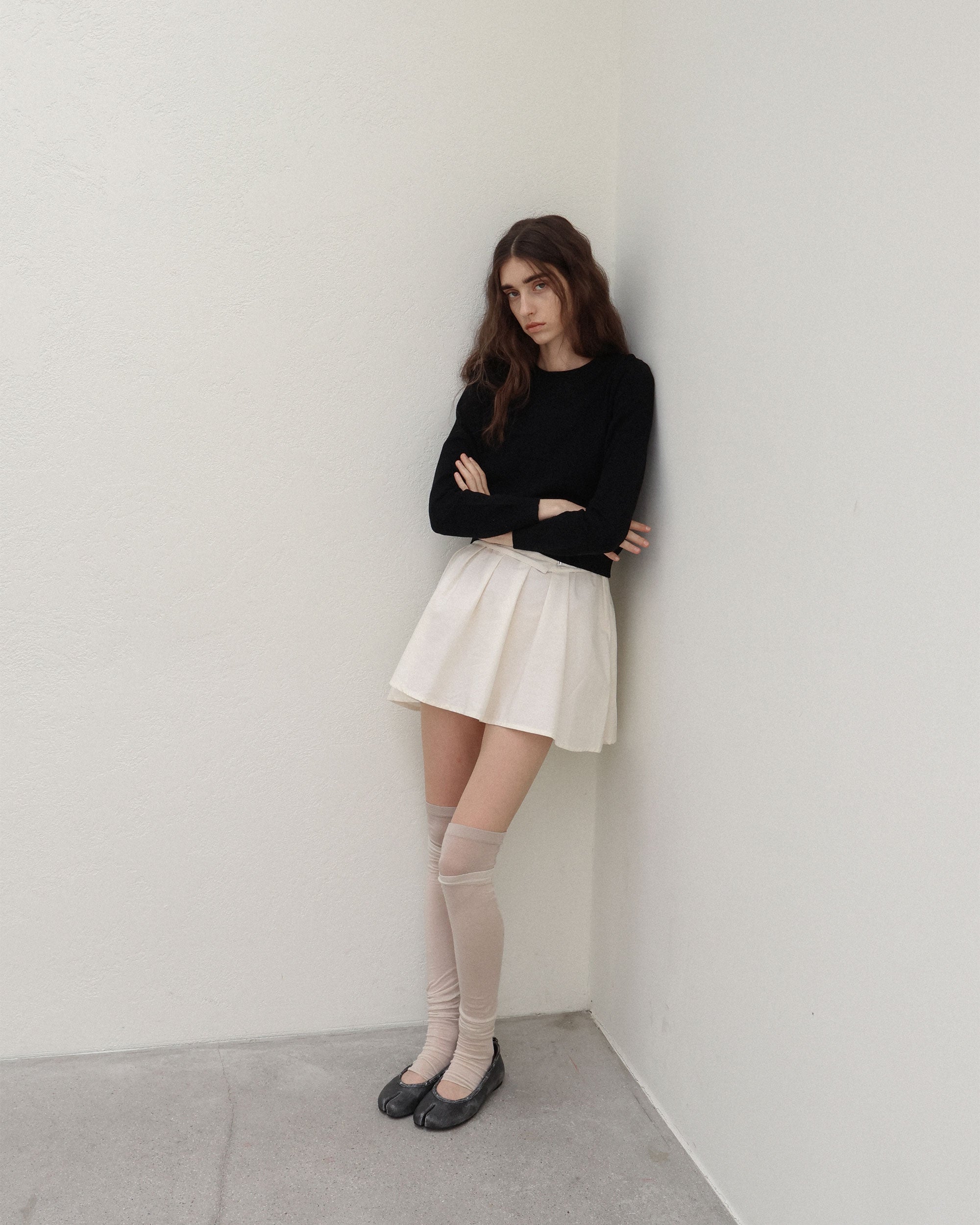 【PAES】Leather String Vintage Flat  [ White / Black ]