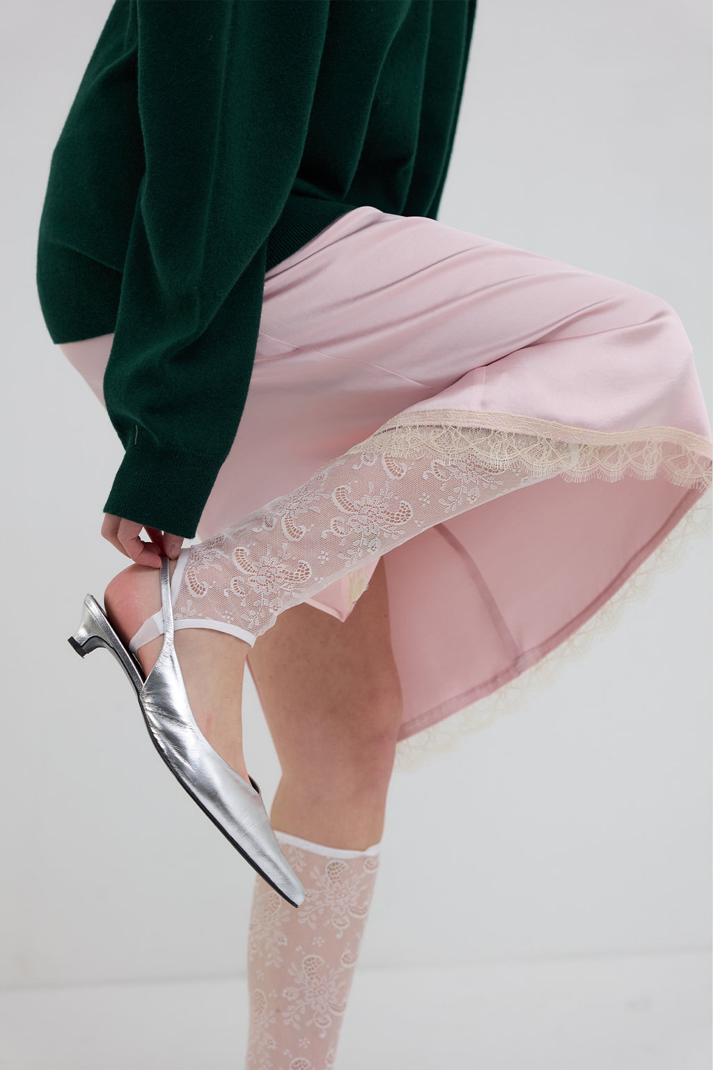 【overdue flair】 LACE SATIN MIDI SKIRT - 2 colors