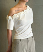 【kijun】Twist One-Shoulder Top [Off-White / Charcoal]