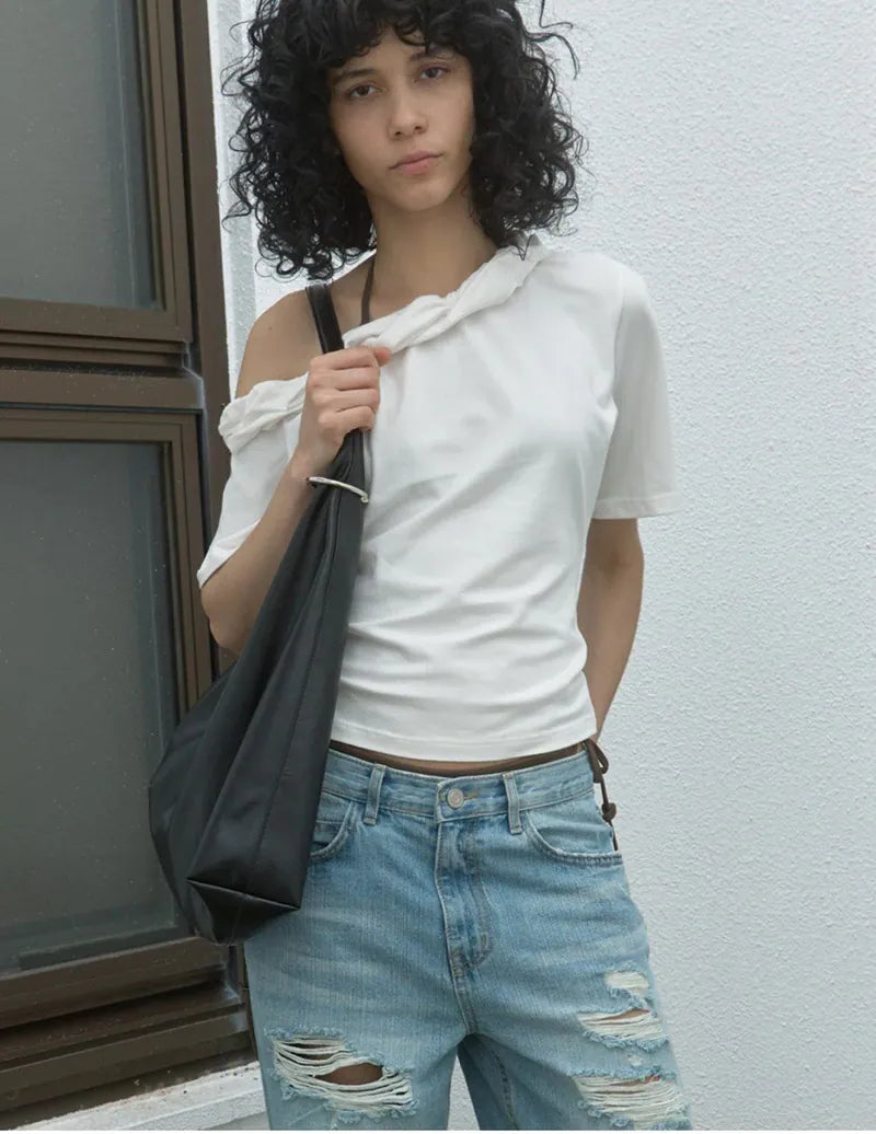 【kijun】Twist One-Shoulder Top [Off-White / Charcoal]