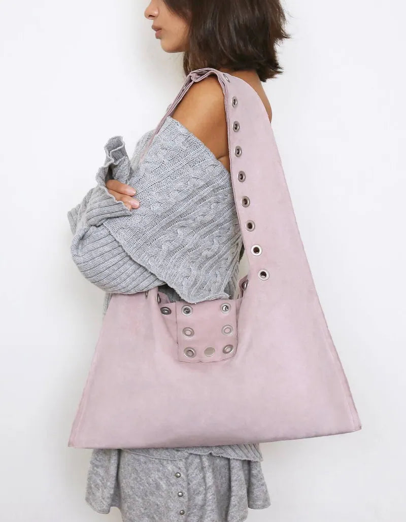 【Polysooem】EYELET SUEDE SHOULDER BAG [ YELLOW BROWN / PINK ]