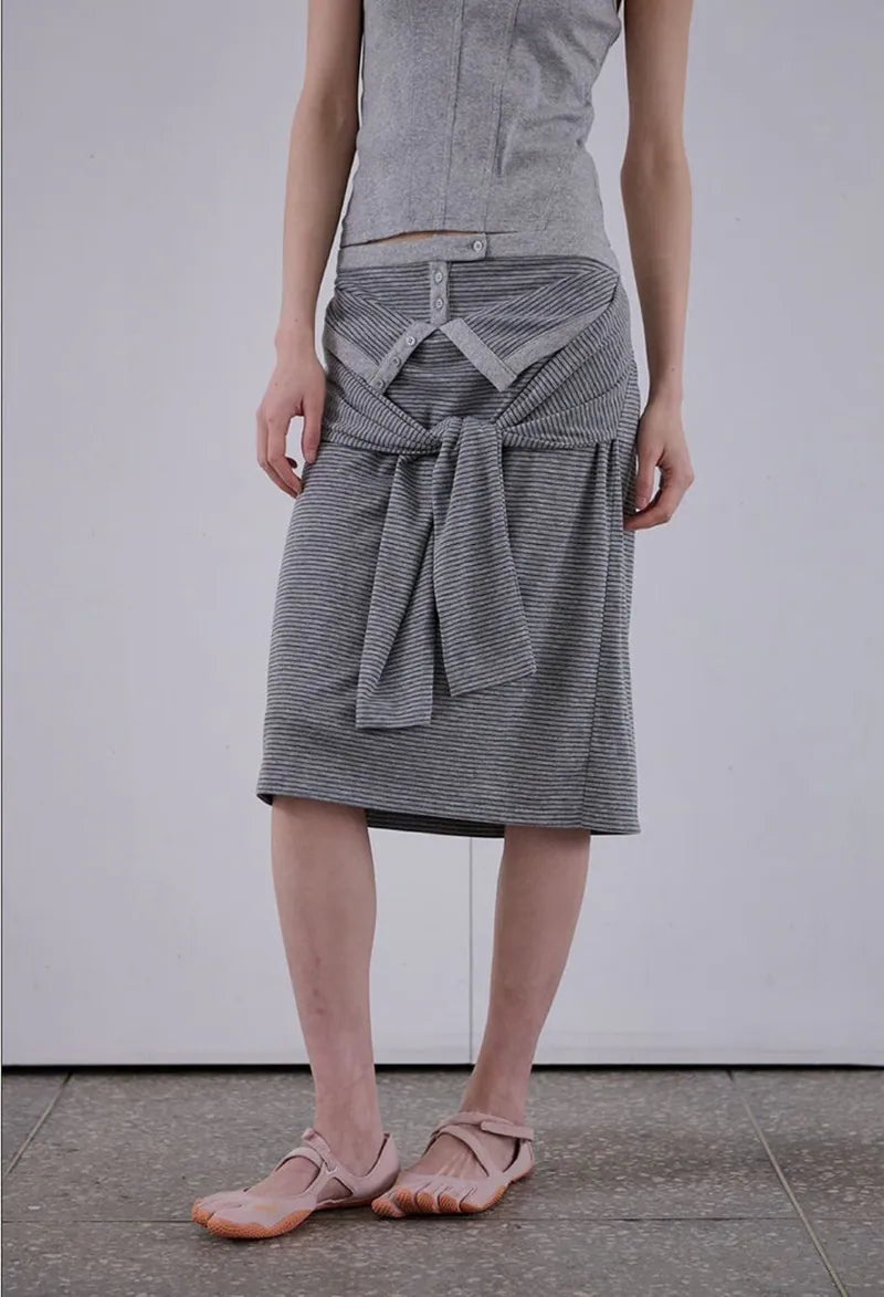 【ORDES】STRIPE WRAP TIE SKIRT - GREY / CHARCOAL