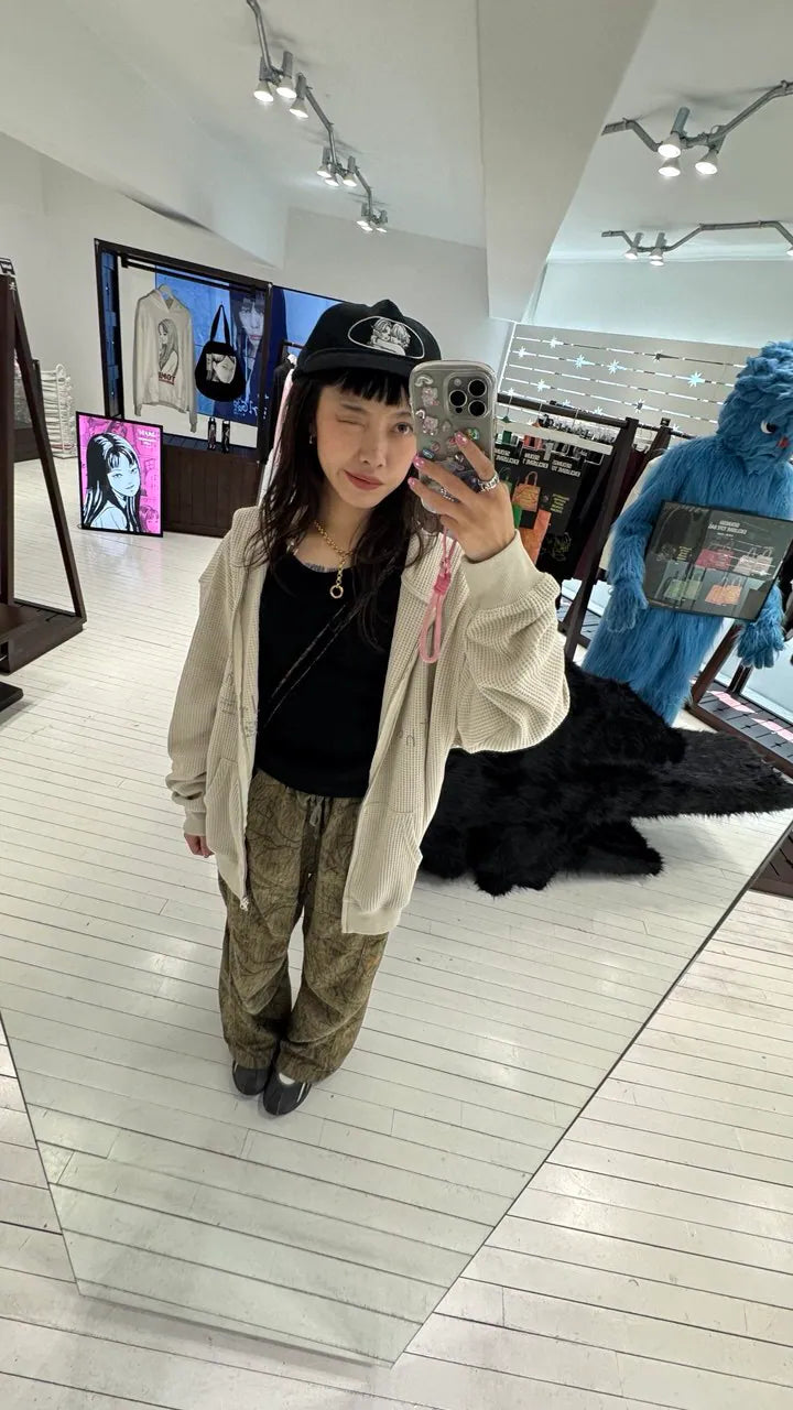 【niceghostclub】the girl gang waffle hoodie zipup [beige / navy]