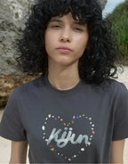 【kijun】Pebble Heart Tee [Off-White / Charcoal]
