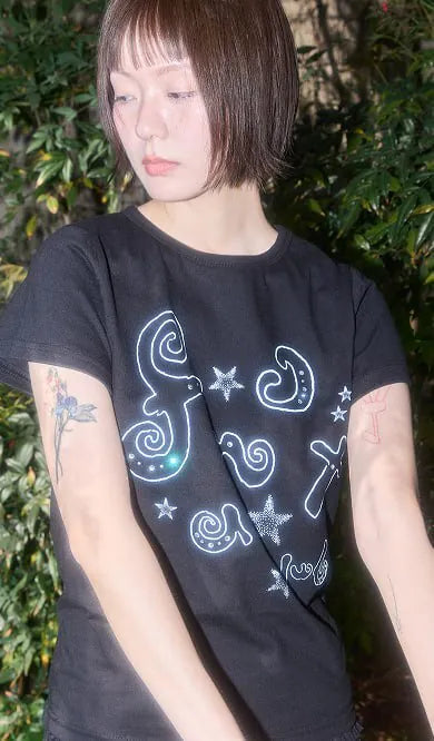 【Fancy Club】GLITER MAZY LOGO TEE [Black]