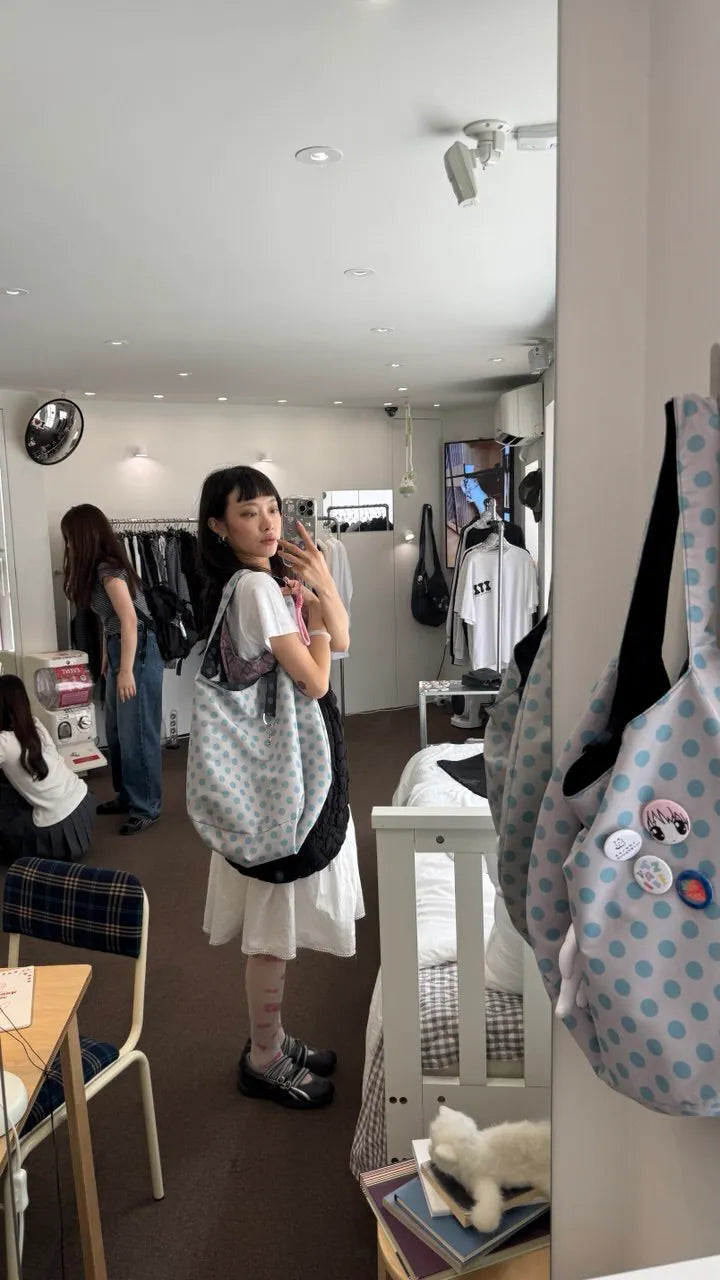 【itzavibe】REVERSIBLE DOT BAG