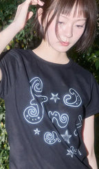 【Fancy Club】GLITER MAZY LOGO TEE [Black]