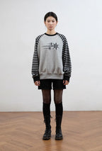 【niceghostclub】STRIPE 3STAR RAGLAN SWEATSHIRTS [WHITE / GREY]