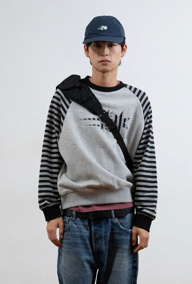 【niceghostclub】STRIPE 3STAR RAGLAN SWEATSHIRTS [WHITE / GREY]