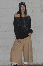 【Fancy Club】NECKLISS ONE-SHOULDER SWEATSHIRT [Gray / Black]