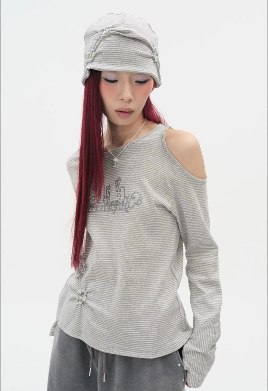 【typeservice】Flower Button Cut Out Top [Gray / Green]