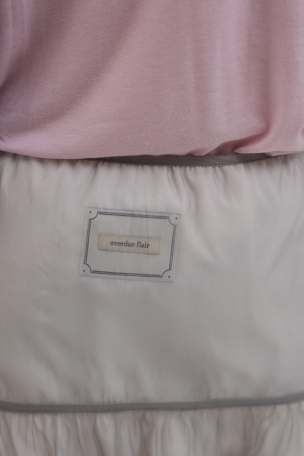 【overdue flair】ORGANZA LAYERED MINI SKIRT - GREY/WHITE