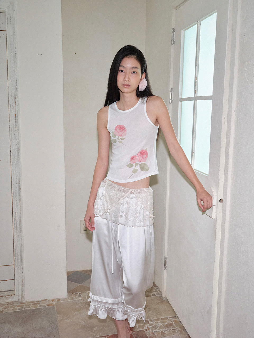 【THE PORTA】ROSE SLEEVELESS TOP - 2 colors