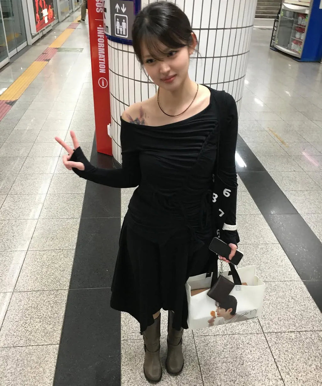 【Flare up】Handmade Twisted One-Shoulder Long Sleeve [Black / White / Gray]