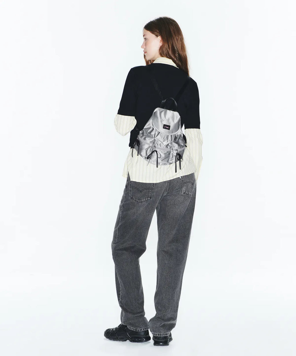 【fennec】BERRY POCKET BACKPACK [ SLIVER / BLACK ]